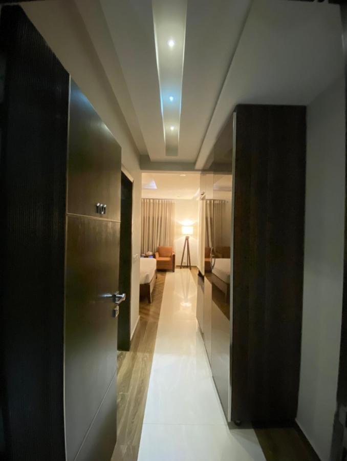 Lahore Continental Hotel Exterior photo
